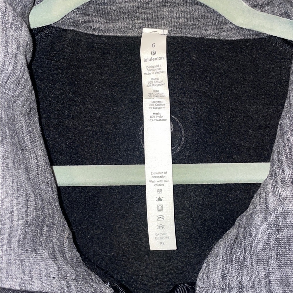 Lululemon jacket - Picture 2 of 4